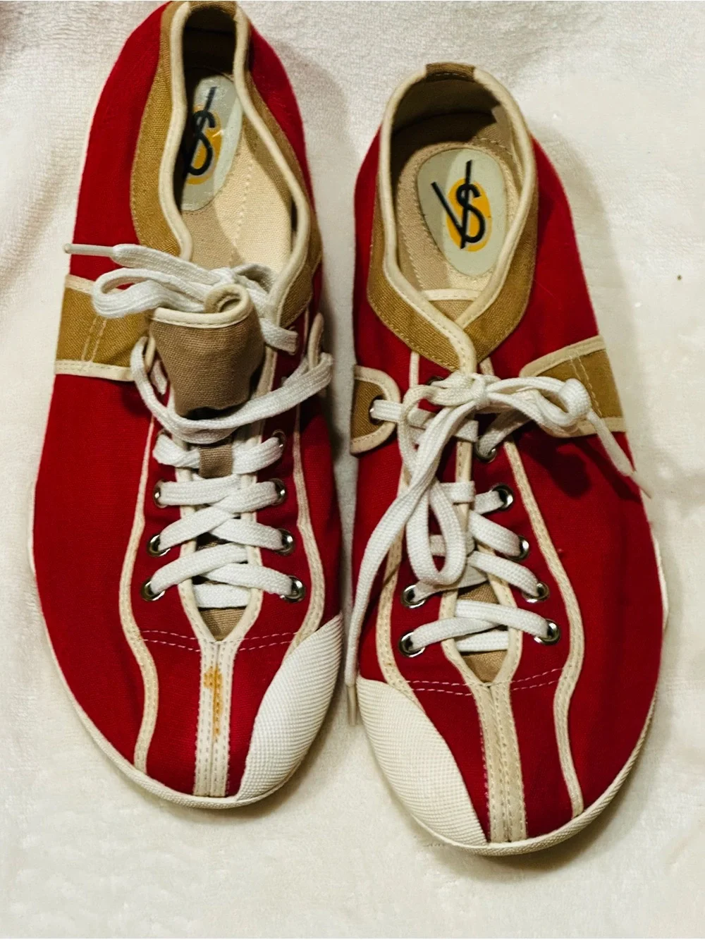 The Swank Company Womens Sz 8M Red Cream Fashion Sneakers Designer Casual Bold